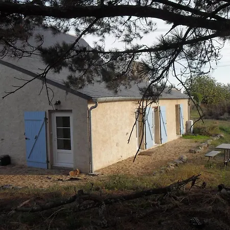 Maison Accueillante A Guerande, 54 M² Avec Jardin *
